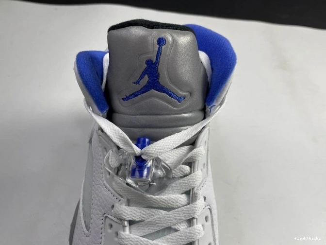 Retro Air Stealth (2021) 5 White Jordan DD0587-140 0722